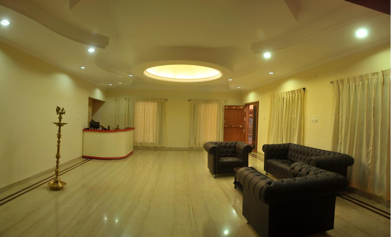 Oyo 7355 Covinille Bed & Breakfast Madurai Bagian luar foto