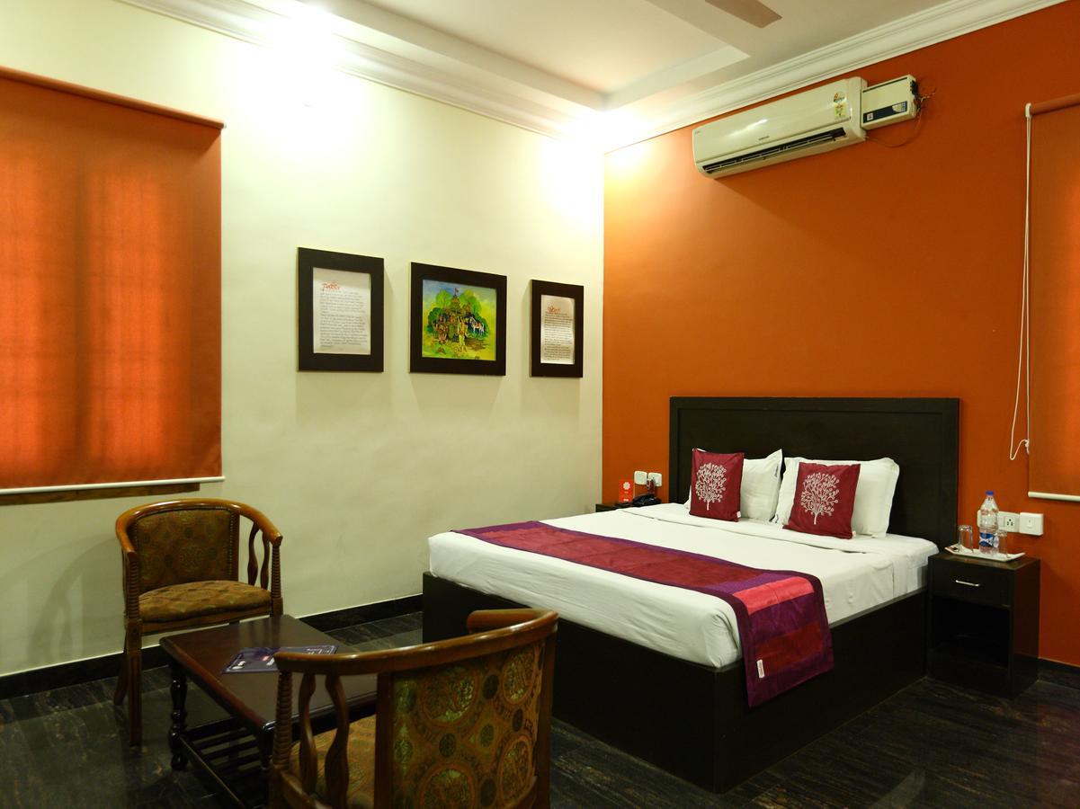 Oyo 7355 Covinille Bed & Breakfast Madurai Bagian luar foto